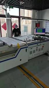 2026 Bán Nóng [ Được vận chuyển từ Trung Quốc ] Bán hàng trực tiếp các mẫu mới ins Bộ bikini Feng gợi cảm in họa tiết retro hai mảnh dành cho nữ bộ ba món đi biển B3
