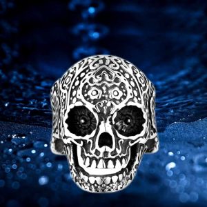 Cincin Desain Unik: Cincin Elegan Desain Tengkorak Joker (Adjustable)