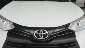 Toyota Vios 2019 to 2026 INJECTION GR LOGO / GR Sport Black Window Door Rain Visor Thailand Quality CarAccessories