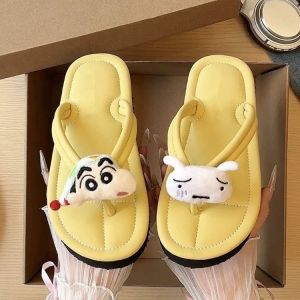 [Free Shipping] New Cartoon Cute Crayon Shin-Chan Flip-Flops For Women Summer Outdoor Beach Sandals Vacation Slippers