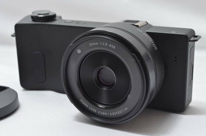 SIGMA DP2 Quattro 29MP Digital Camera Black High-End Compact