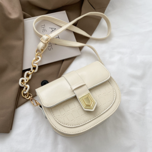 Bayar Di Tempat - Shoulder Bag Rantai Korean Style / Tas Kekinian Wanita / Sling Bag Wanita Gaya Elegan