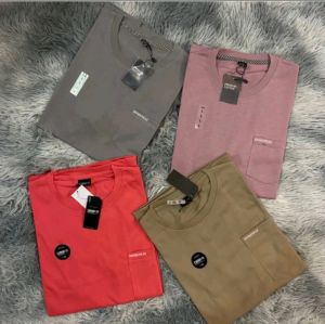 harga grosir kaos polos/kaos poket/kaos saku depan/kaos polos saku depan/kaos polos pria dan wanita