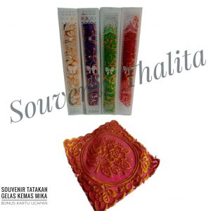 Souvenir Pernikahan Tatakan Gelas KEMAS MIKA Isi 50 - Multi Warna