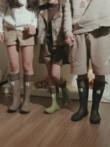 รองเท้าบู๊ตกันฝนสไตล์ญี่ปุ่นแบบพับได้สำหรับคู่รัก ใหม่ คุณภาพสูง กันน้ำ ไม่ลื่น สำหรับเดินป่ากลางแจ้ง