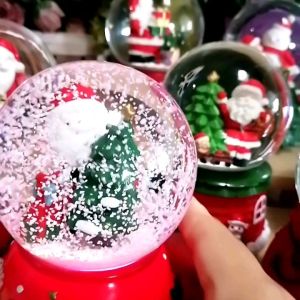 Kado Natal Unik: Bola Air Salju Musik Natal dari Vinvin Pink Store