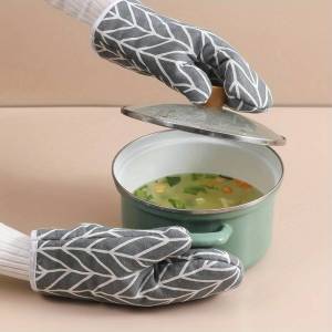 Microwave Glove BBQ Oven Baking Hot Pot Mitts Cooking Heat Resistant Kitchen Mittens