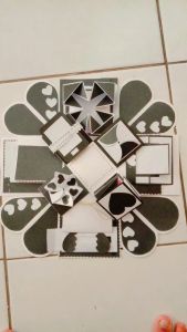 EKSPLOSION BOX (WHITE AND BLACK)  Kado untuk cewek - kado nikah - kado anniversary - kado ultah