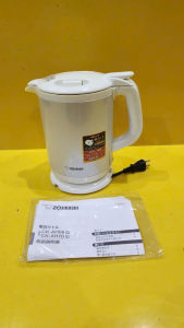 Ấm siêu tốc nội địa Nhật Zojirushi CK-AH08 (0.8L) (0681107) lòng Platinum 2 lớp chống tràn không thoát hơi nước