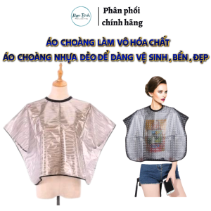 Áo choàng làm hóa chất nhuộm tóc cắt tóc bằng nhựa dẻo dể dàng vệ sinh không bị mùi hôi (2 màu tímxám ngẩu nhiên)