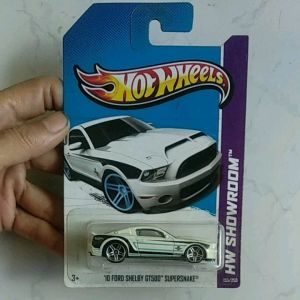 Diecast Hot Wheels 10 Ford Shelby GT500 Supersnake ( velg chrome )