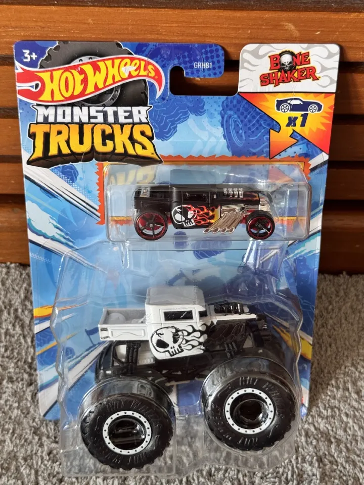 Hot Wheels Monster Truck 1:64 5 Alarm, Bone Shaker, Fire Engine 32