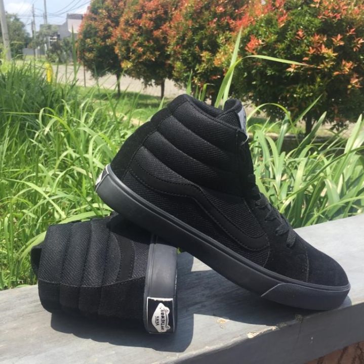 Sepatu vans hotsell sk8 full black