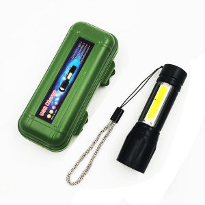 Senter LED Mini Terang dengan Zoomable dan Mode Day/Night/Sensitive - Tahan Air & Ringan untuk Camping & Hiking