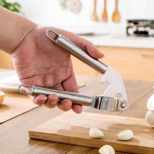 Stainless Steel Garlic Juicer Manual Juicer Ginger Juicer Kitchen Grinder Grinding Tools Kitchen Utensil Garlic Crusher Grinder