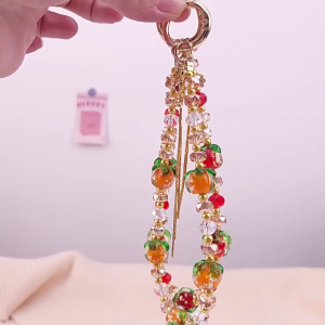 สายโซ่คล้องโทรศัพท์มือถือทำมือพวงกุญแจลูกปัดหรูหราสายคล้องมือถือแฟชั่นสายคล้องโทรศัพท์สำหรับผู้หญิง