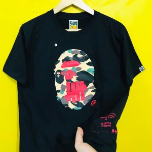 T-Shirt Hitam BAPE A BATHING APE X Undefeated Oversize L XL (USA) ABAPE3UN - Ukuran Besar, Bahan Katun, Sablon Plastisol (EXPORT)