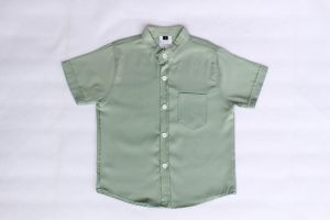 kemeja anak laki laki warna sage green hem hijau sage lengan pendek katun terbaru