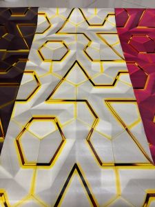 วอลเปเปอร์สติ๊กเกอร์ ลาย3d สินค้ามาใหม่ หน้ากว้าง45ยาว10เมตร  งานสวยมาก มีกาวในตัว