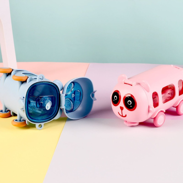450ML%20Kids%20Panda%20Bus%20Water%20Bottle%20Toy%20Car%20with%20Shoulder%20Strap%20and%20Straw%20Children%20Water%20Jug%20Detachable%20-%20Image%207