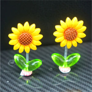 5Pcs Cute Shaking Head toy for Car Dashboard Decor Sunflower Car Center Console Rearview Mirror COD