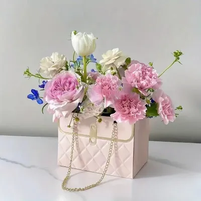 Flower Tote Bag Trendy Paper Handbag with Chain Handle Bouquet Packing Rose Flower Box for Gift Deco