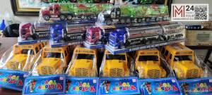 สำคัญประกอบของเล่นเด็ก รถบัส รถของเล่น รถพลาสติก รถโรงเรียน ชุดของ 1 ชุด (ส่งจากไทย)