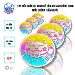 TEM MÈO THẦN TÀI TITAN 3 SIZE 2.8CM- 4CM -4.5CM CÓ SẲN KEO 3M ĐỎ CHỐNG BONG TRÓC CHỐNG THẤM NƯỚC MÈO THẦN TÀI MÈO TITAN