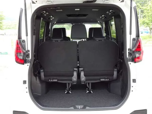 2PCS Rear Trunk Dampers for Toyota Noah Toyota Voxy Toyota Esquire