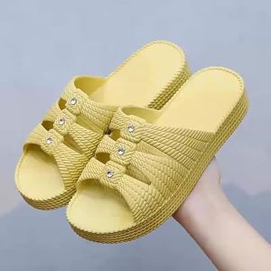 [Free Shipping] MomS Slippers For Middle-Aged And Elderly Women 2025 Summer Outdoor Wear Comfortable Soft-Soled Non-Slip Slide Sandals With Rhinestones GrandmaS Sandals