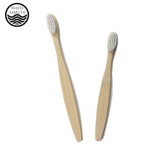 Bamboo Charcoal Toothbrush แปรงสีฟันด้ามไม้ไผ่ พร้อมกล่องใส่