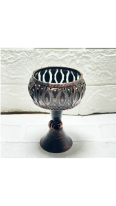 Elegant Baskets Organization Tray Bread Basket Display Basket Iron Texture Suitable for Kitchen and Dining