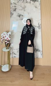 YASIRA  (Beli 1 dapat 3) Gamis set hijab free legging wanita kombinasi rompi motif kancing aktif cantik gamis cringkel kombinasi polyster motif terbaru lebaran 2025