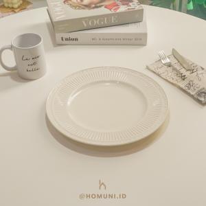 Tableware set retro vintage keramik putih/Piring mug italian desain