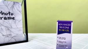 ซิลิโคนเจลสำหรับแผลเป็น - เจลปรับปรุงรอยแผลเป็น เจลแผลเป็นขั้นสูง เหมาะสำหรับผู้ที่มีปัญหาสิว 、 ศัลยกรรม 、 รอยแตกลาย 、C ส่วน 、 ไหม้ 、Keloid แผลเป็นใหม่และเก่า 1.06 ออนซ์ (30 กรัม )