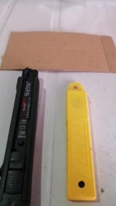 Thickened Utility Heavy Duty Handicraft Multifunctional Paper /黑刃加厚美工刀重型拆快递壁纸刀手工业刀架锋利耐用多功能裁纸刀