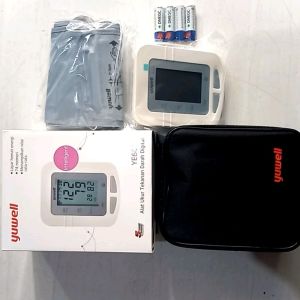 Tensimeter Digital Yuwell YE660B: Alat Ukur Tekanan Darah Akurat