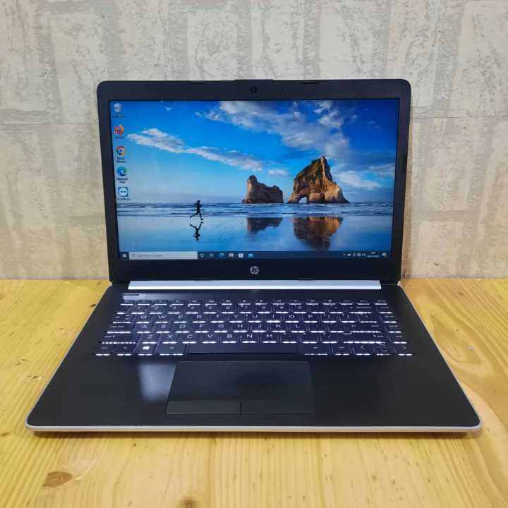 Laptop Hp 14 Cm0095au Amd E2 9000e Gen 7th Amd Radeon R2 Graphics Ram 4gb Ssd 256gb