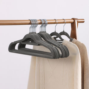 Thejoyful ไม้แขวนเสื้อกำมะหยี่ ไม้แขวนเสื้อ hanger ไม้แขวนเสื้อกันลื่น 5ชิ้น 10ชิ้น 20ชิ้น แข็งแรง กันผ้าลื่น