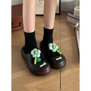 QJshop ส่งจากไทย รองเท้าแฟชั่นสุดน่ารัก รองเท้าแตะหญิง ดีเทลน่ารักสุด ยาง PVC นิ๊มนิ่ม ให้ความมินิมอลมินิใจสุดๆ เห็นราคาแล้วจะเป็นลม ถูกม๊ากกกก รีบสอยไว้สักคู่เลยสาวๆ💯