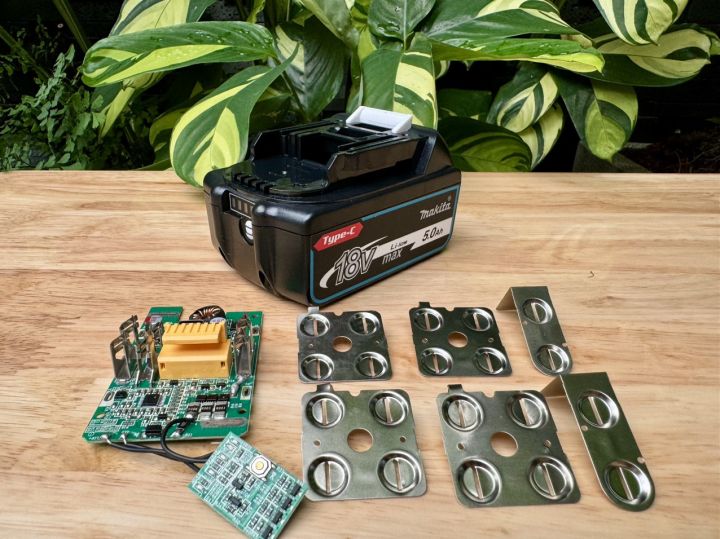 ( 65W )Vỏ mạch Makita 5s-2p 18V nhận sạc zin có cổng TYPE-C in/out 65W ...