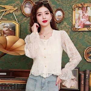 เสื้อลูกไม้แขนยาวแฟชั่นผู้หญิง 2025 ใหม่ทุกการแข่งขันเสื้อลูกไม้คอเหลี่ยมสั้นออกแบบเสื้อเก๋