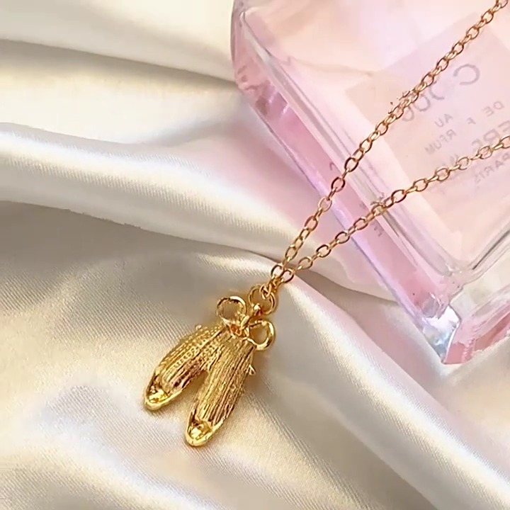 Aesthetic Ballet Shoe Pendant Necklace Bowknot Choker Trendy Clavicle Chain Unique Neck Jewelry Perfect Graduation Gift