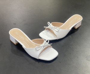Giày guốc 3 phân mules Annmodels bản ngang phối nơ chuông chất liệu xi mờ cao cấp _GSD031NC
