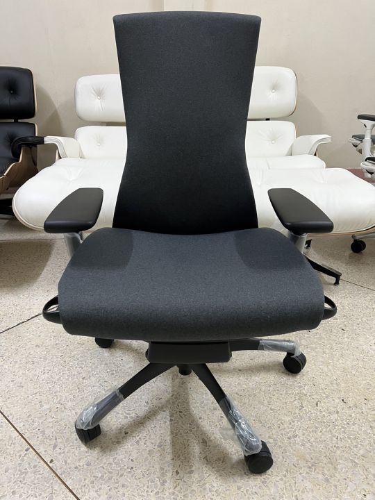 New%20Herman%20Miller%20Embody%20Sync%20Dark%20Carbon%20Color%20-%20Image%202