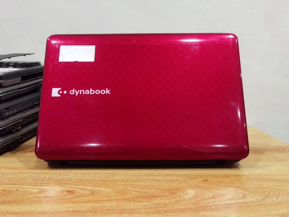 東芝　Dynabook T35‑1/57CR Satellite L750 赤 Amazon.co.jp: TOSHIBA dynabook T350/56BR Laptop with
