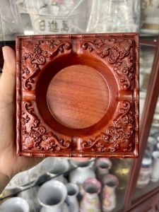 Gạt tàn thuốc gỗ hương đỏ