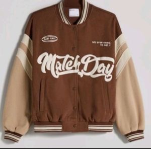 Jaket Baseball MATCHDAY Pria dan Wanita PROMO SAMPAI AKHIR BULAN - Jaket Bahan Fleece Tebal Bisa Couple Lebih Murah - Beli Grosir dapat potongan Harga