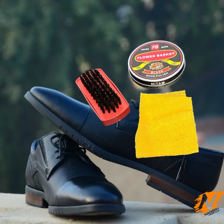 Leather boot polishing sales kit