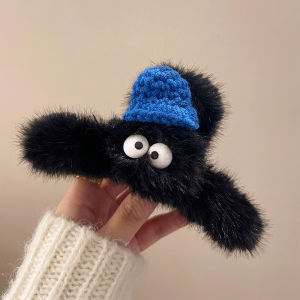 Zy Fashion Korean Style Fur Ball Hair Clip for Woman Elegant Plush Hair Clamp Fashion Cute Girl Shark Clip